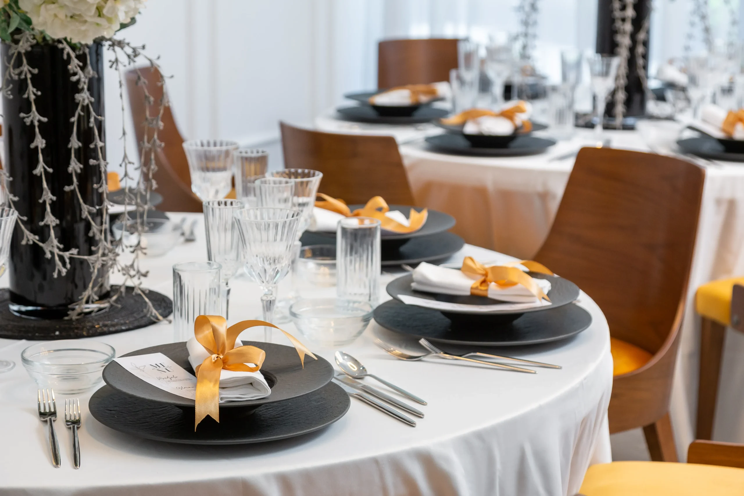 Hotel Corner Split- Restaurant 2